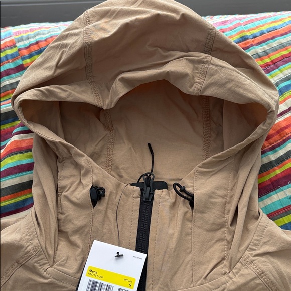 $39 Nike Beige Hooded nylon Jacket (size small )oversized  fits big NWT - Picture 6 of 16